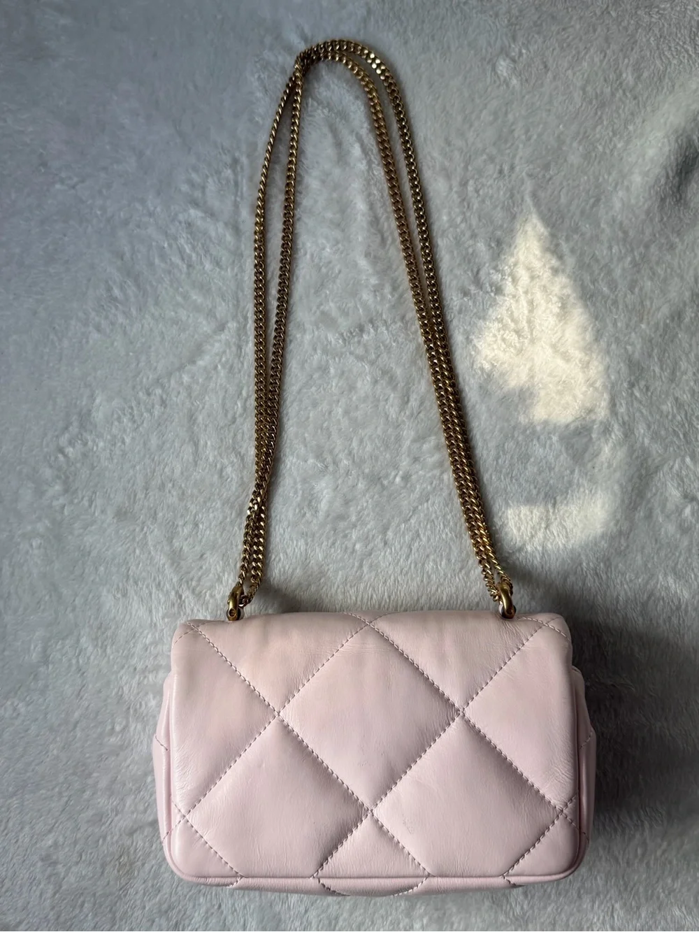 Tory Burch Quilted Pale Pink Leather Crossbody with Gold Chain